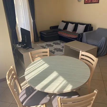 Bright, Central, 1-bed With Pool View Appartamento Sunny Beach